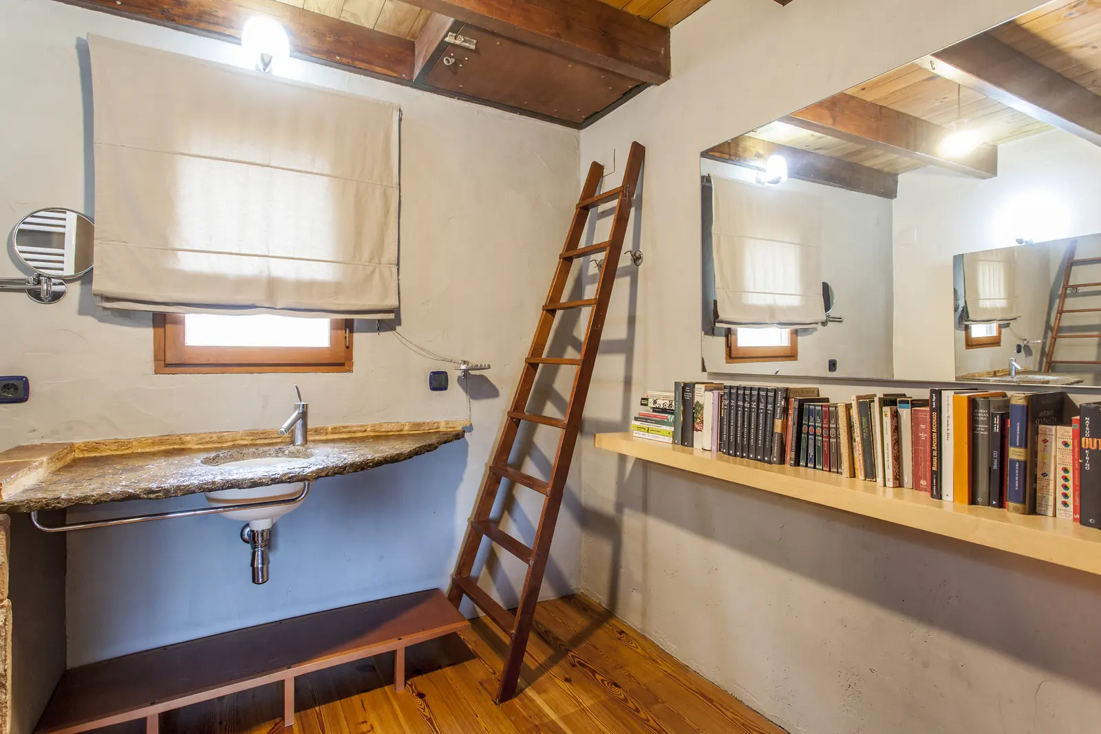 Baño de la planta superior de Ca Carmela